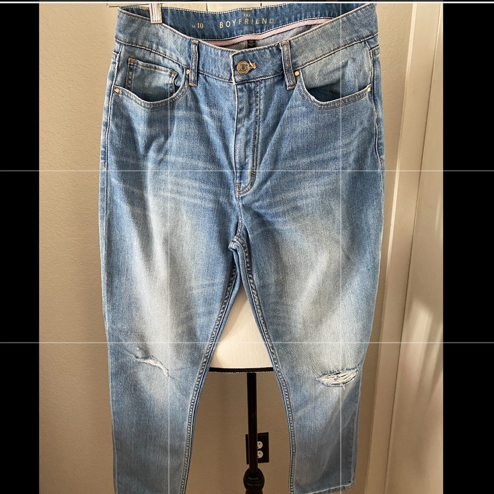 Black house white market jeans